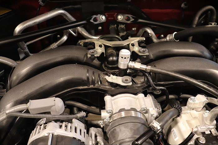 AEO4 adaptor on the intake port