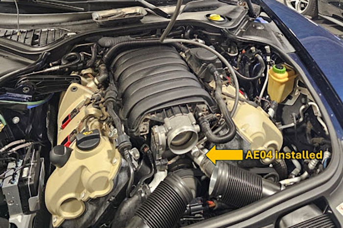 AEO4 adaptor installed on vacuum port