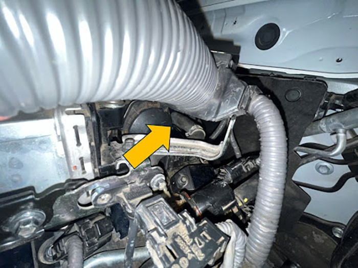 Intake port location in the engine